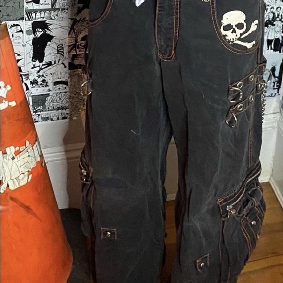 ISO post - Picture 7 of 11